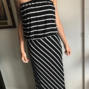 Olivaceous black & while strapless maxi